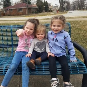 Meet your Posher, Clara